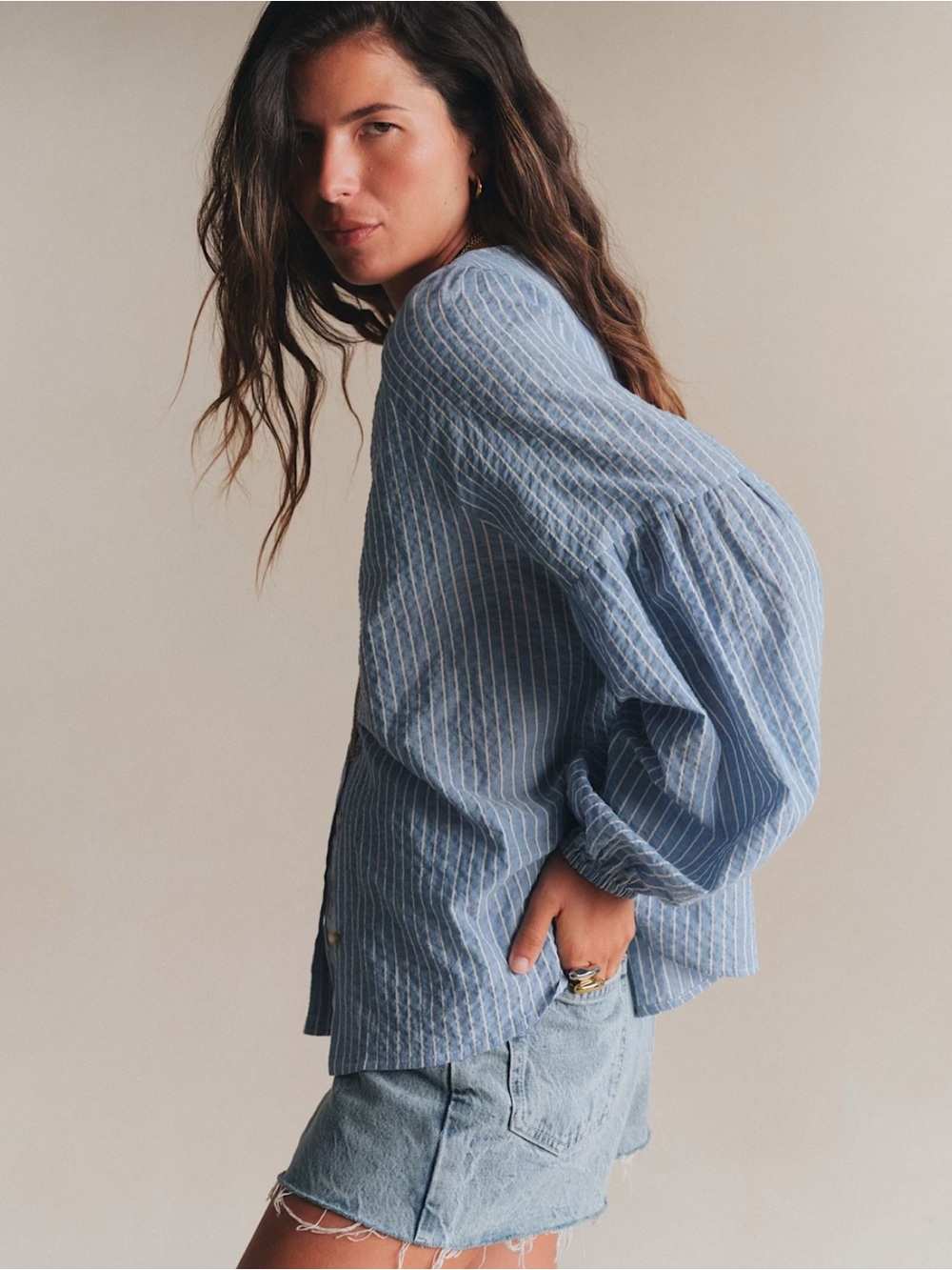Sezane nerissa light blue shirt - Picture 2 of 6